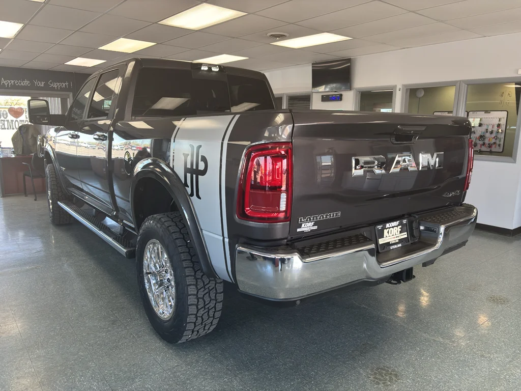 New 2025 Granite Crystal Metallic Clear-Coat Exterior Paint RAM Laramie High Plains Edition image 7