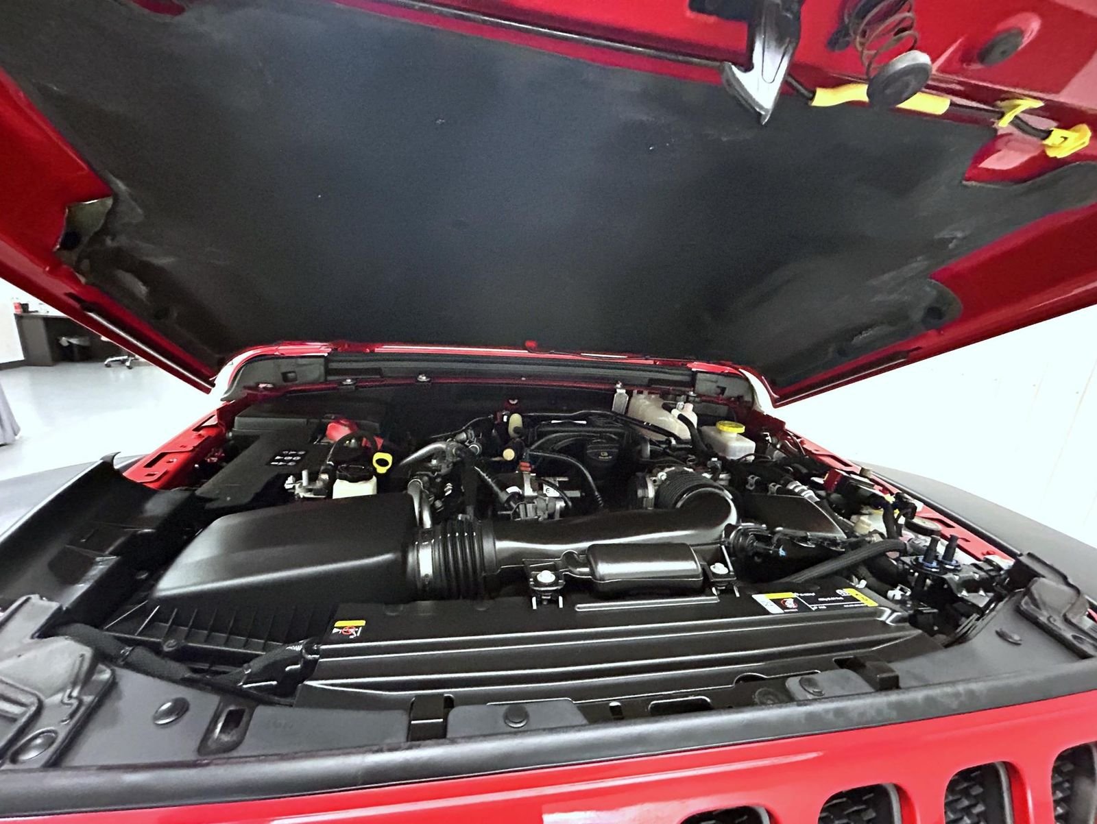 Used 2023 Red Jeep Rubicon image 22