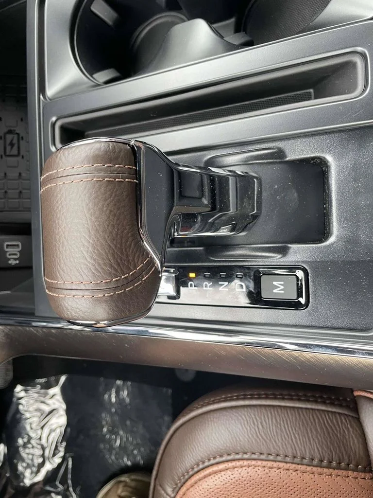 New 2026 Agate Black Metallic Ford King Ranch® image 17