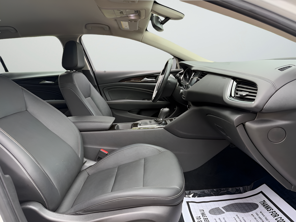 Used 2018 White Buick Essence image 30