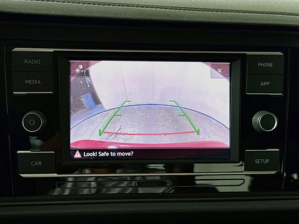 Used 2019 Tornado Red Volkswagen S image 5