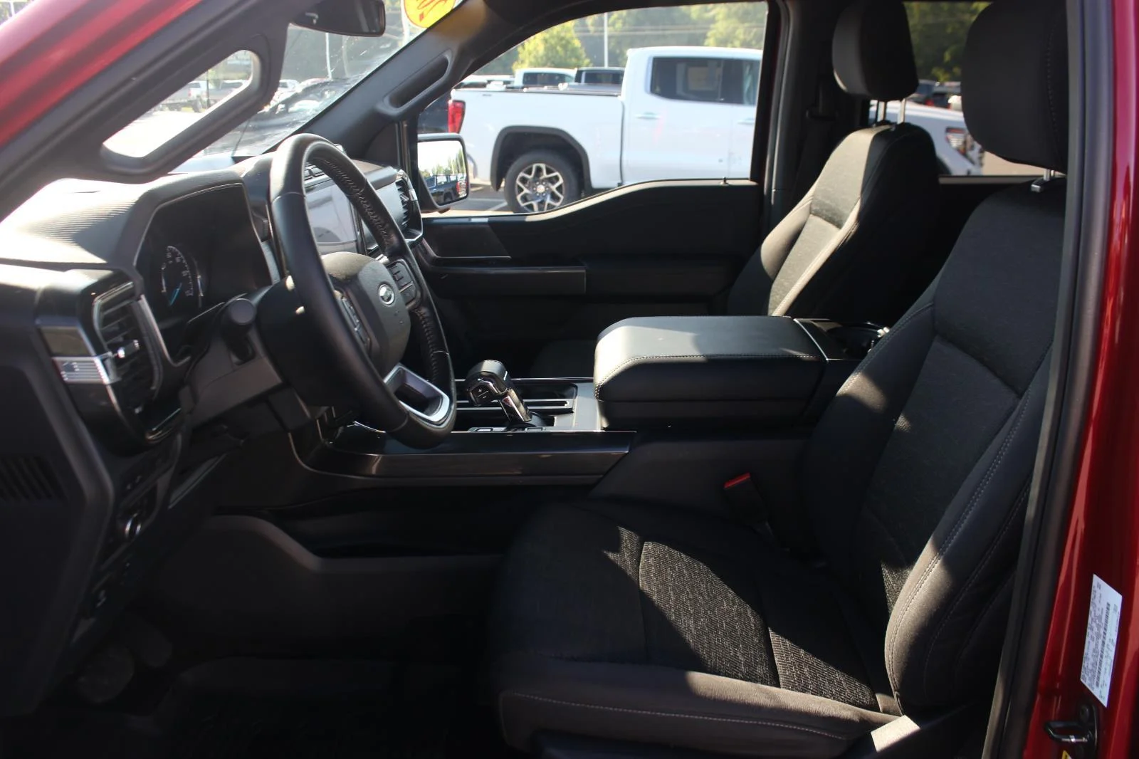 Used 2021 Red Ford XL image 18