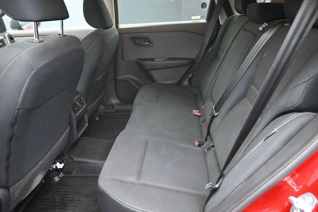 Used 2023 Red Nissan S image 19