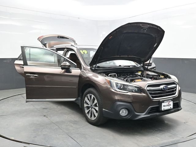 Used 2019 Brown Subaru 2.5i image 41