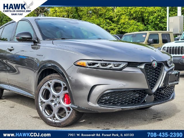 Used 2024 Silver Alfa Romeo Veloce image 2
