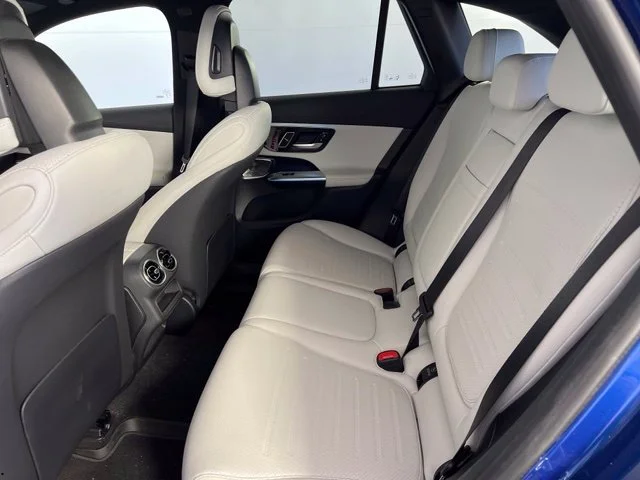 Used 2023 Blue Mercedes-Benz GLC 300 image 15