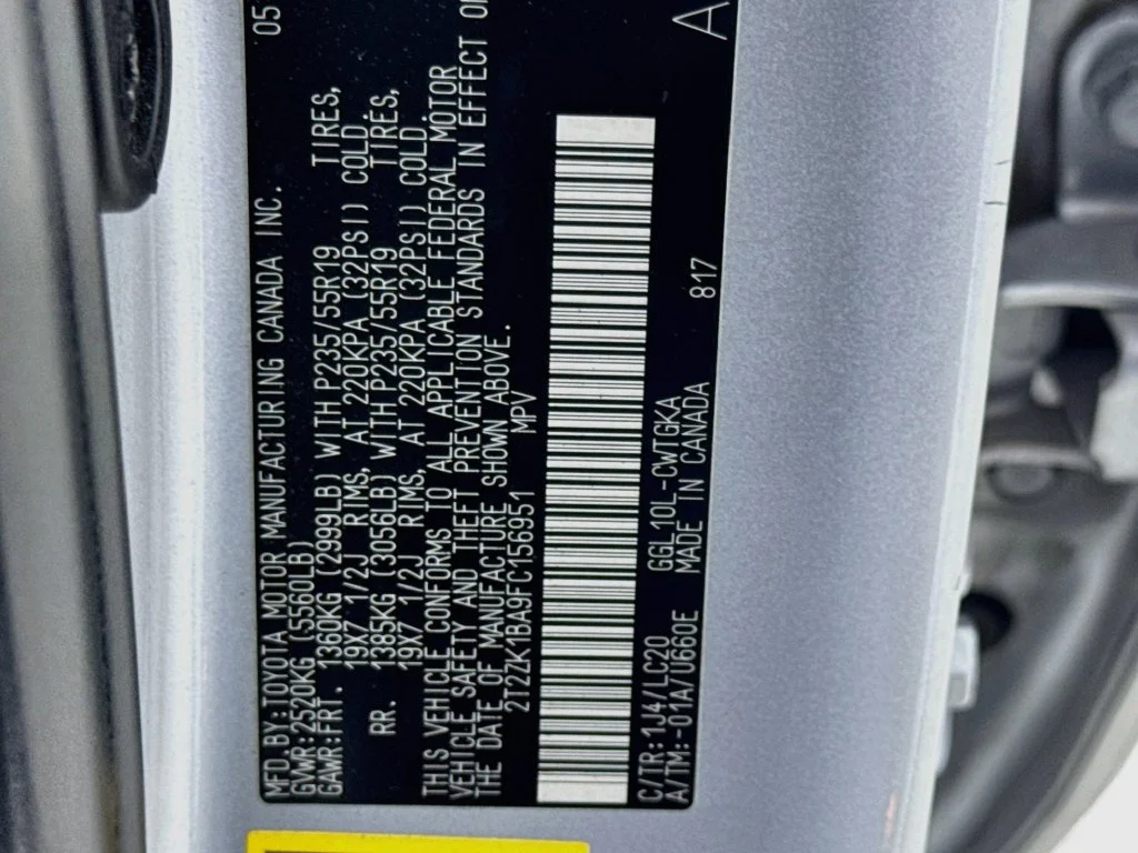 Used 2015 Silver Lexus 350 image 40