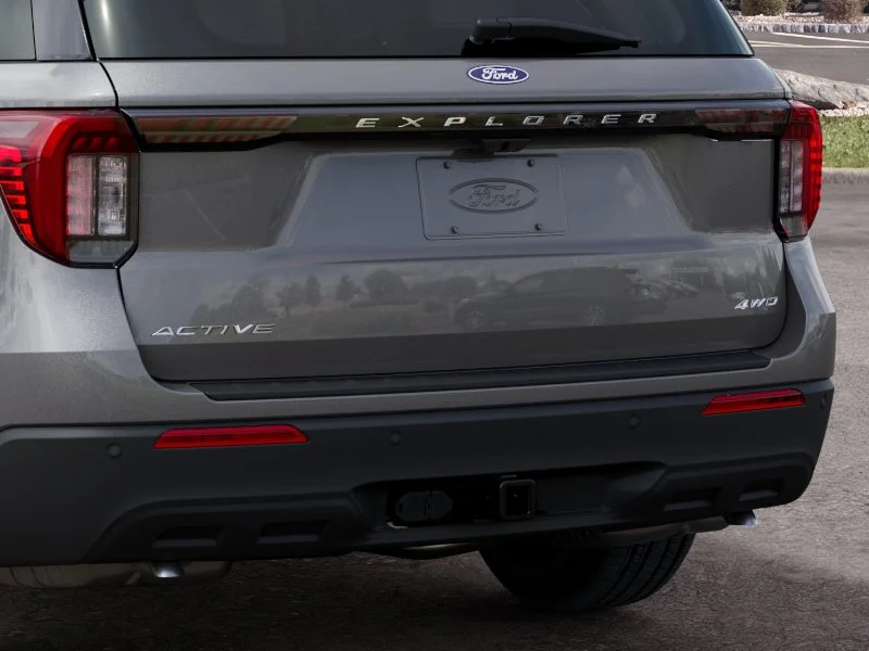 New 2027 Carbonized Gray Metallic Ford Active image 23