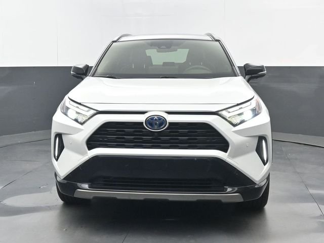 Used 2024 Wind Chill Pearl/Midnight Black Metallic Toyota XSE image 5