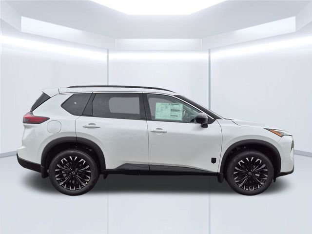 Used 2026 White Nissan Dark Armor image 7