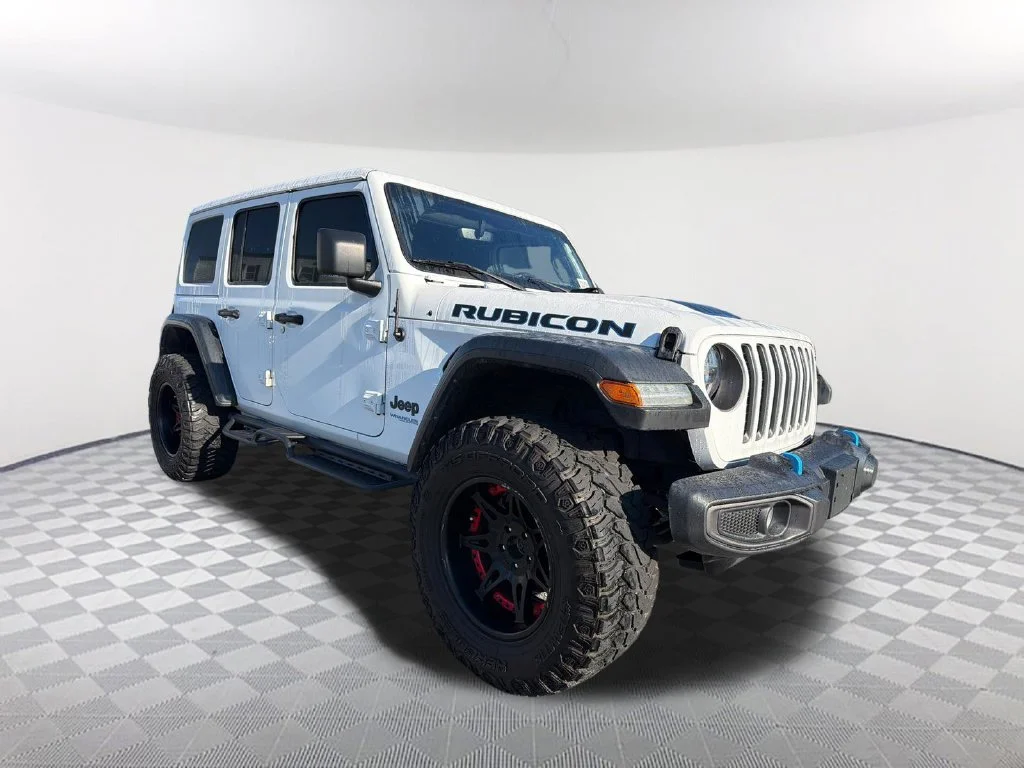 Used 2022 White/off-white Jeep Unlimited Rubicon 4xe image 3