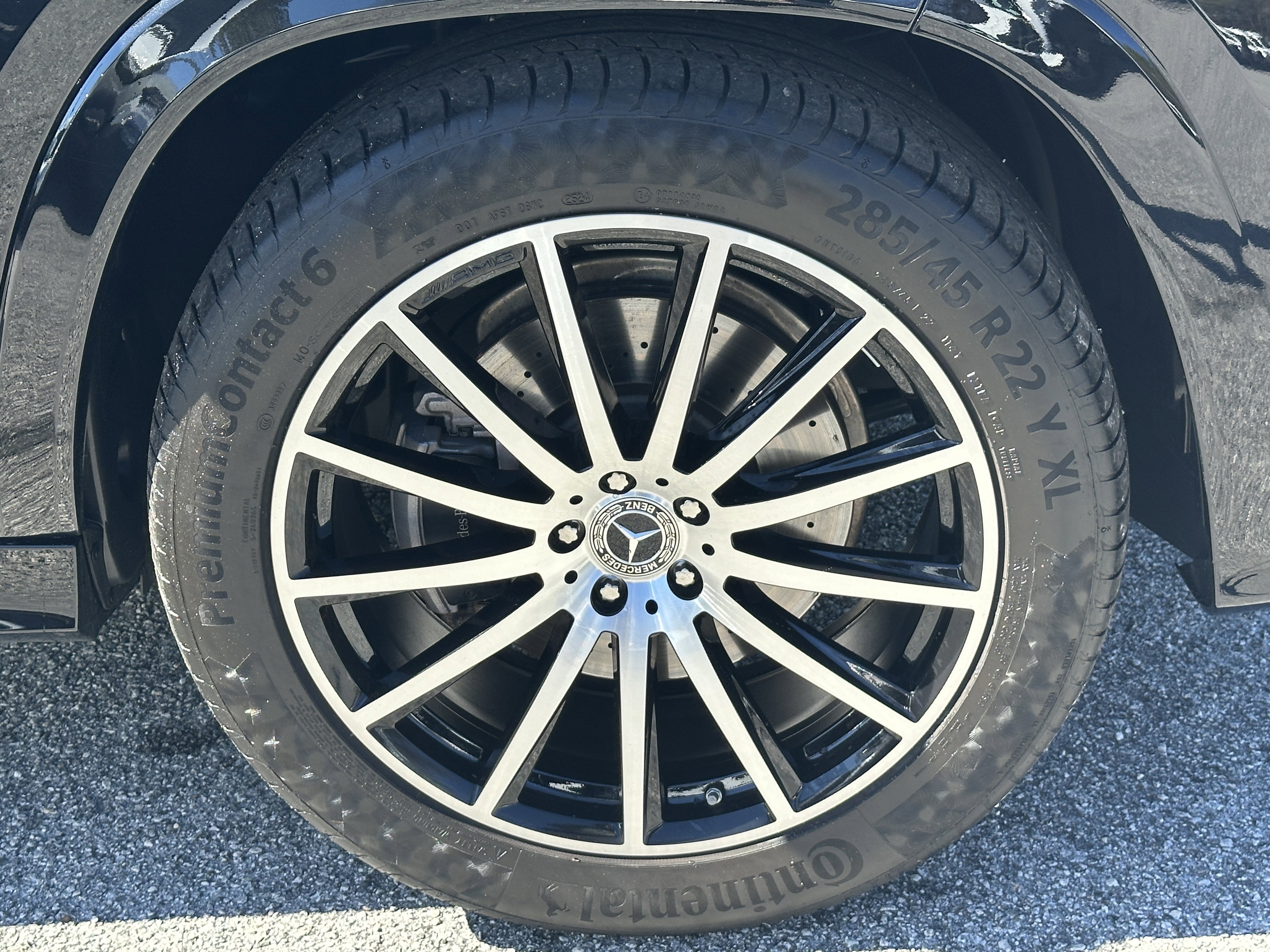 Certified Used 2025 Black Mercedes-Benz GLS 450 image 14