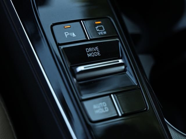 Used 2021 Nocturne Black Hyundai Limited image 40