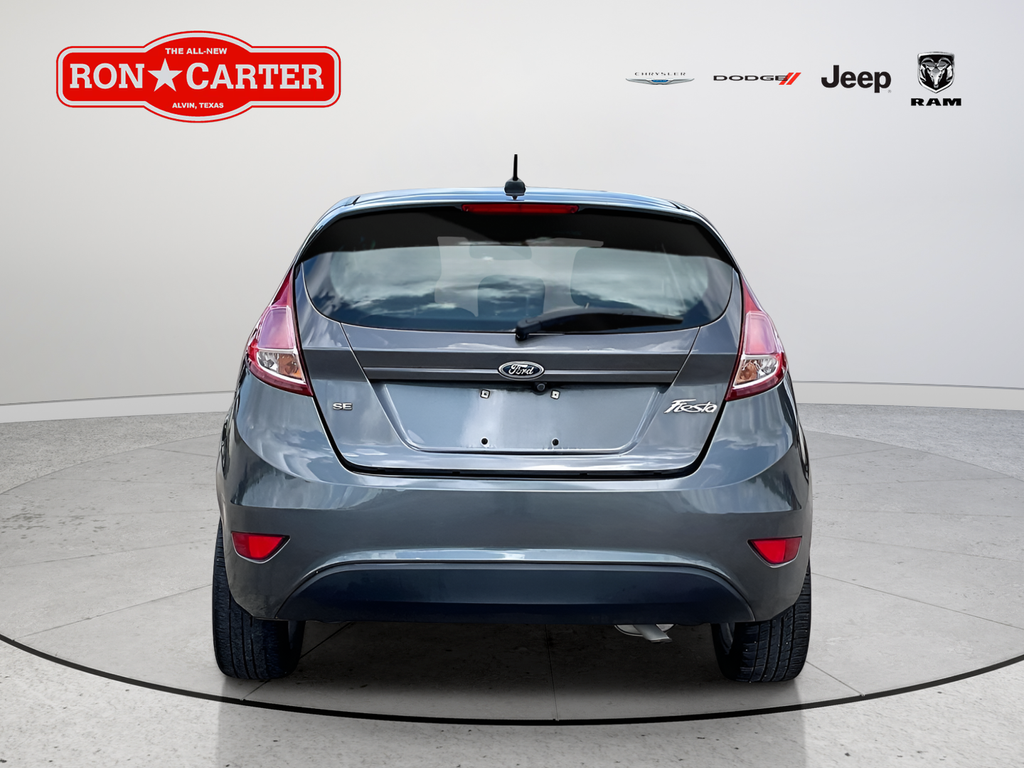 Used 2019 Gray Ford SE image 5