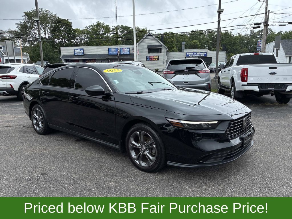 Used 2023 Black Honda EX image 3