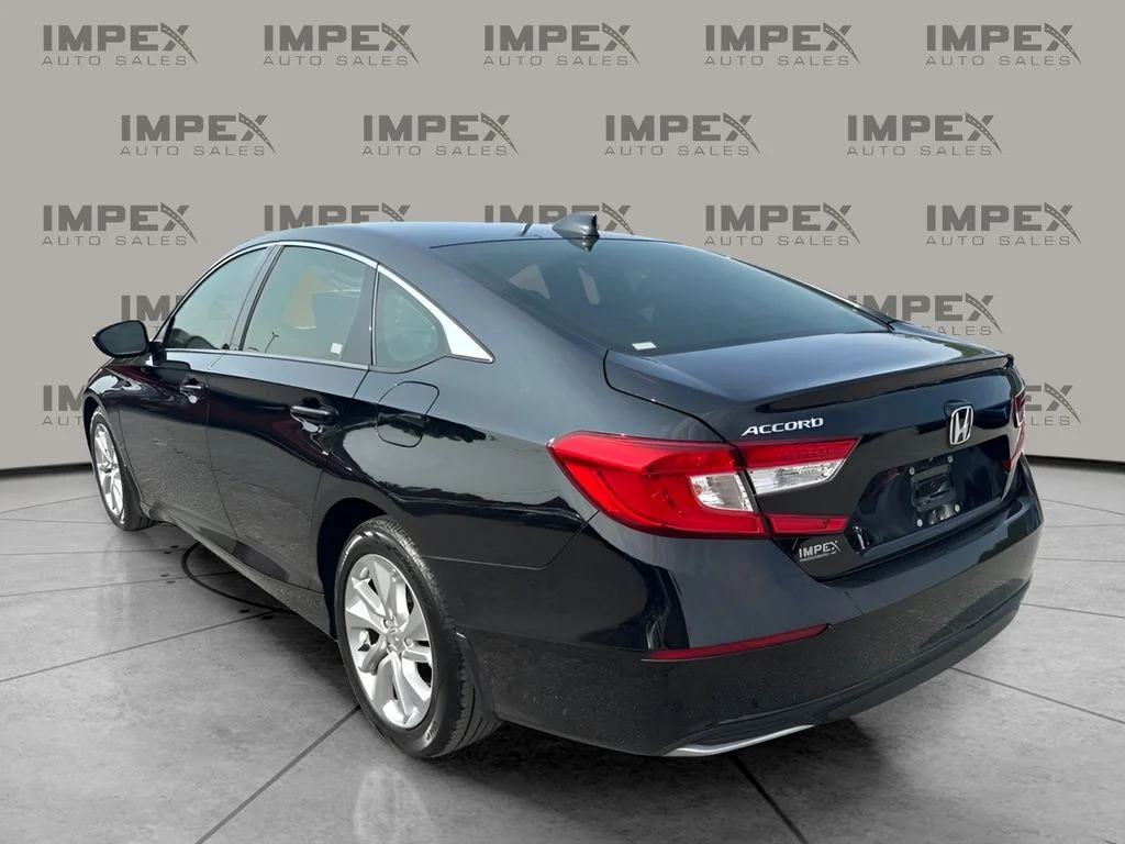 Used 2020  Honda LX image 2