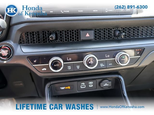 Used 2024 Platinum White Pearl Honda EX image 18