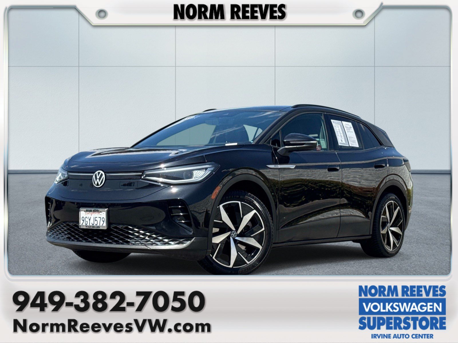 Used 2023 Deep Black Pearl Volkswagen  image 1