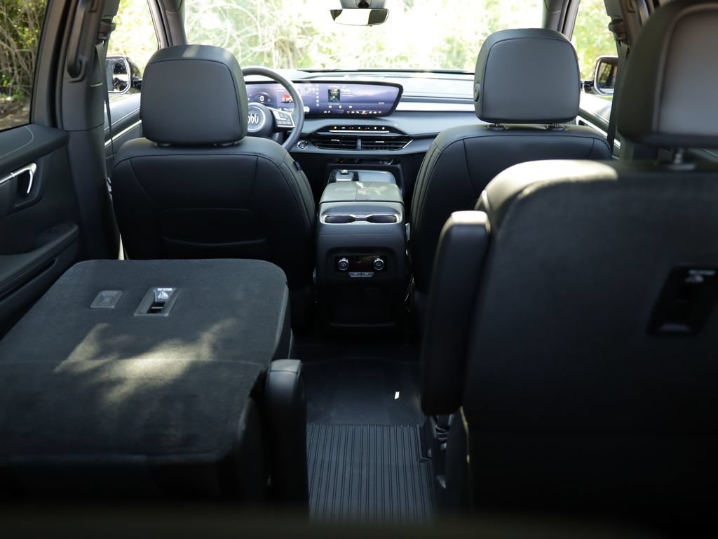 2026 Buick Enclave Sport Touring - Photo 36