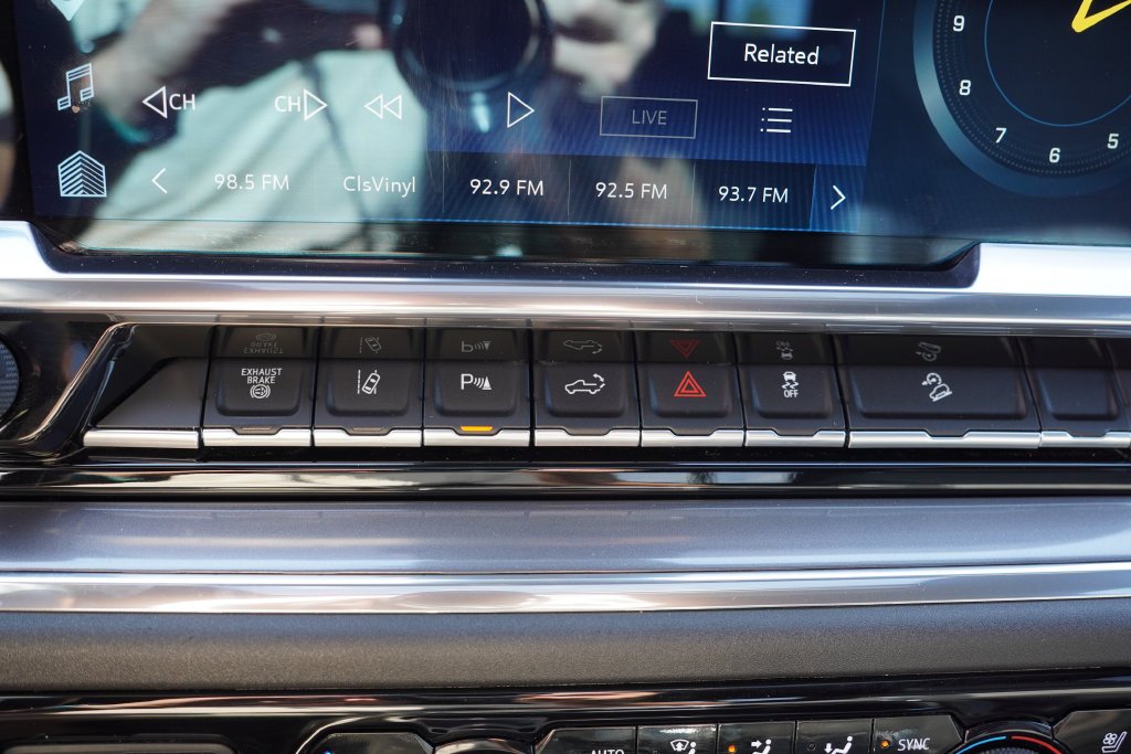 2024 Chevrolet Silverado 3500HD High Country - Photo 30