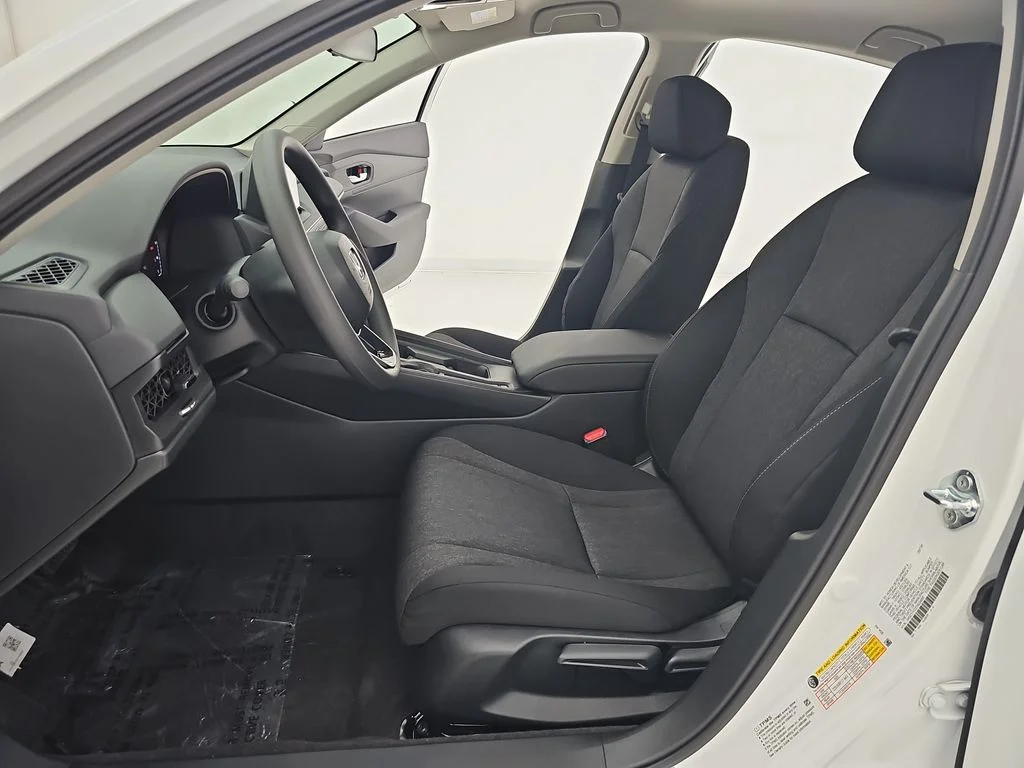 New 2026 Platinum White Pearl Honda LX image 18