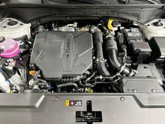 New 2027 Silver Hyundai SEL image 21