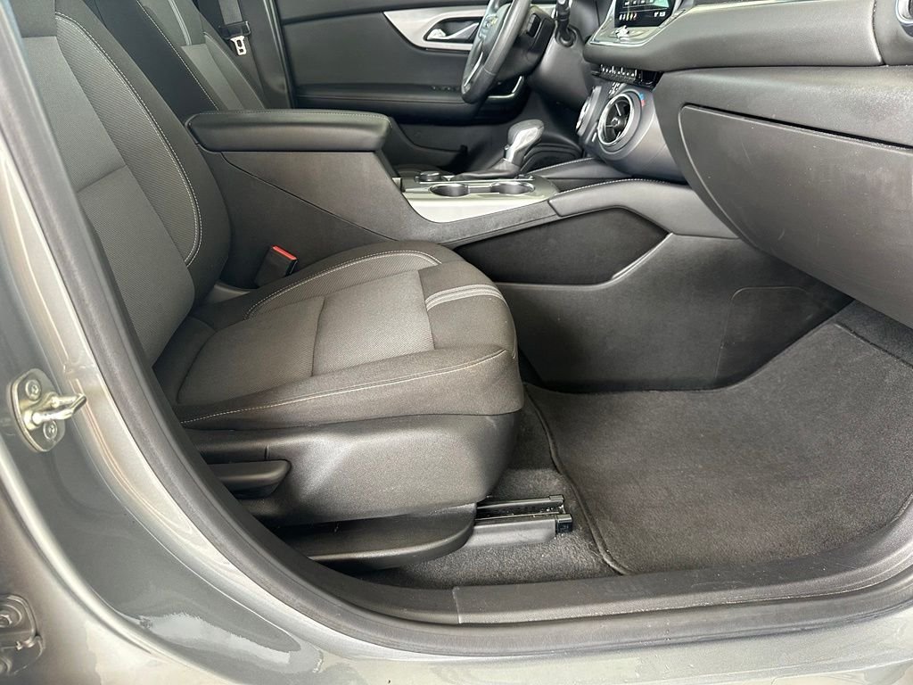 Used 2023 Gray Chevrolet LT image 37