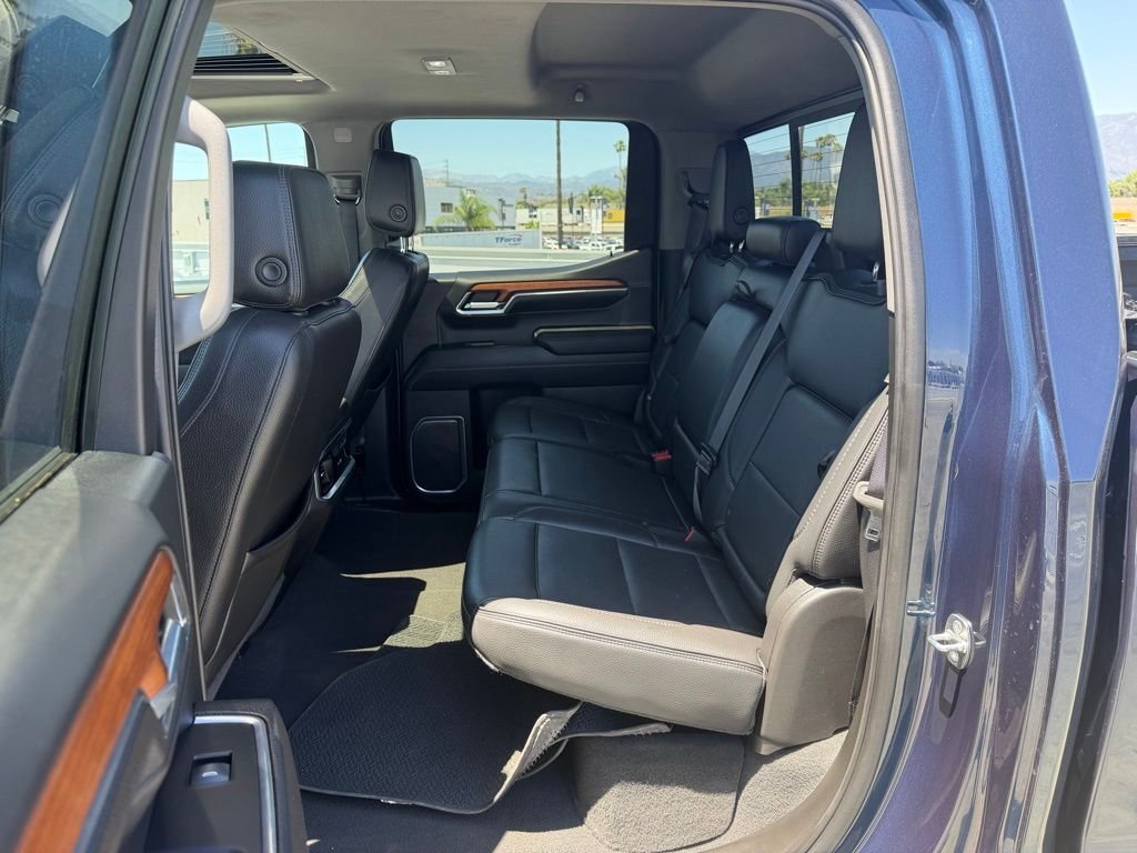 Used 2022 Pacific Blue Metallic GMC Denali image 4