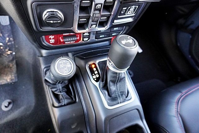 New 2026 Anvil Clear-Coat Exterior Paint Jeep Rubicon X image 39