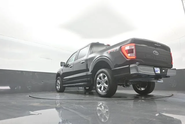 Used 2021 Black Metallic Ford Lariat image 36