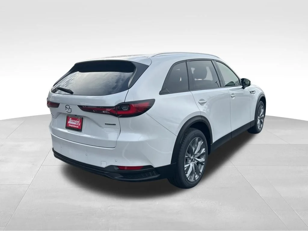 New 2026 Rhodium White Premium Mazda 3.3 Turbo Preferred image 5