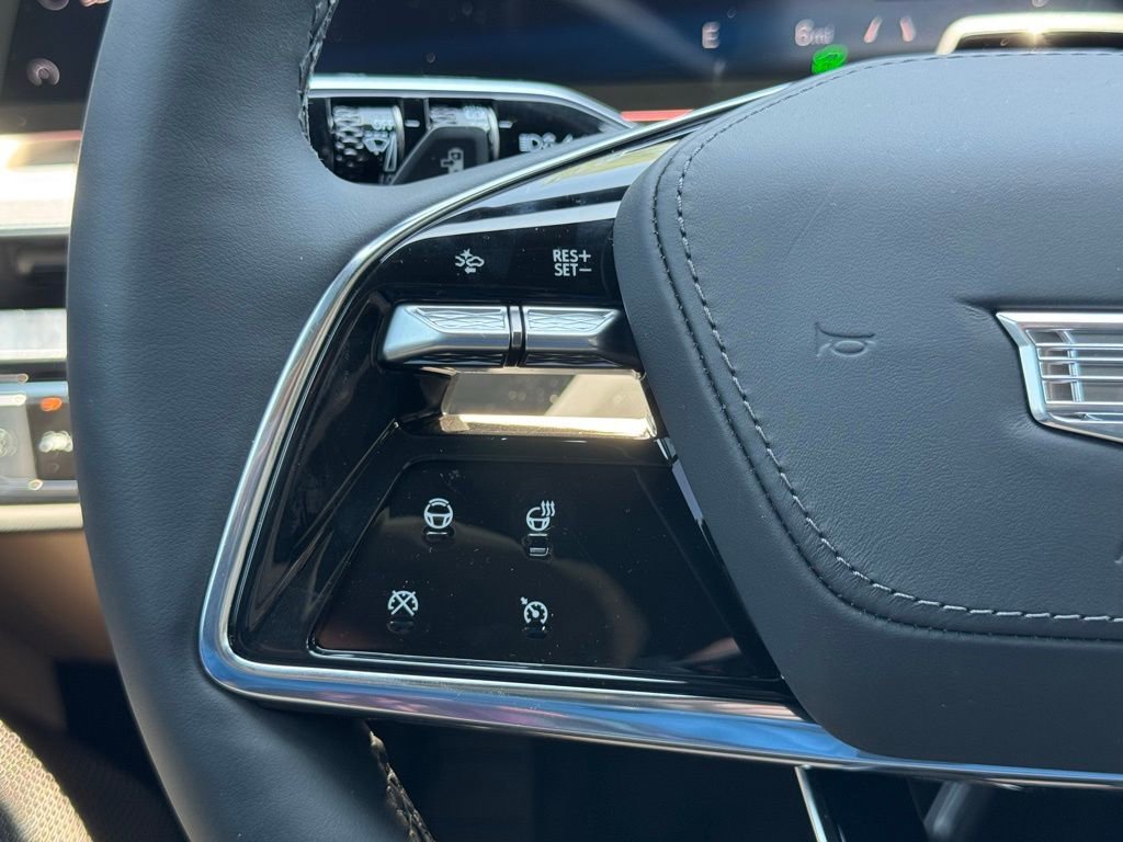 2025 Cadillac LYRIQ Luxury 3 - Photo 26