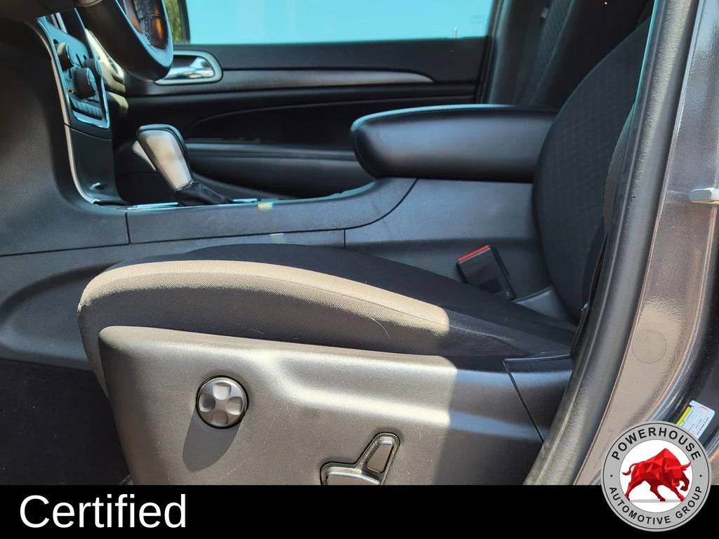 Used 2018 Gray Jeep Laredo E image 23