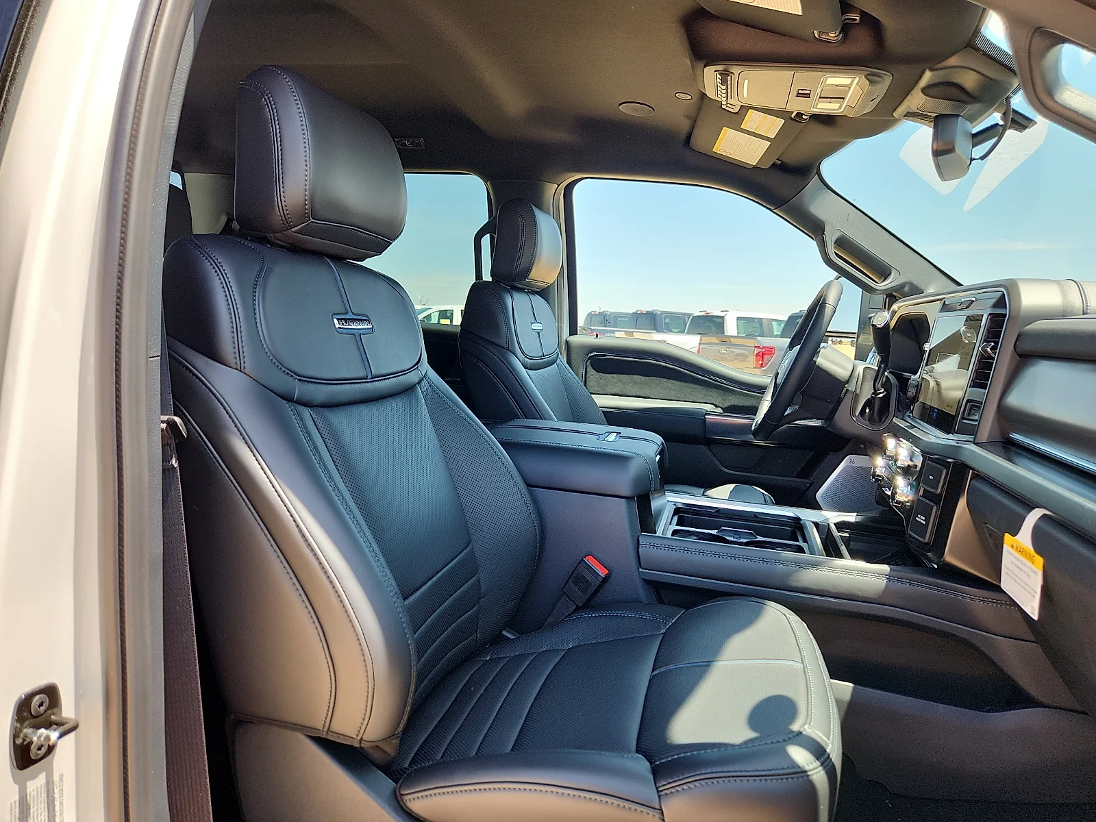 New 2026 Star White Metallic Tri-Coat Ford F-350® Platinum® image 20
