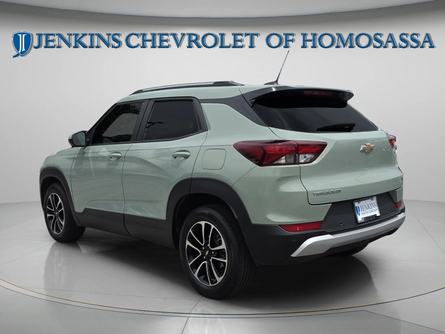 Used 2025 Cacti Green Chevrolet LT image 7