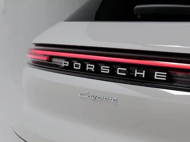 Used 2026 Chalk Porsche  image 30