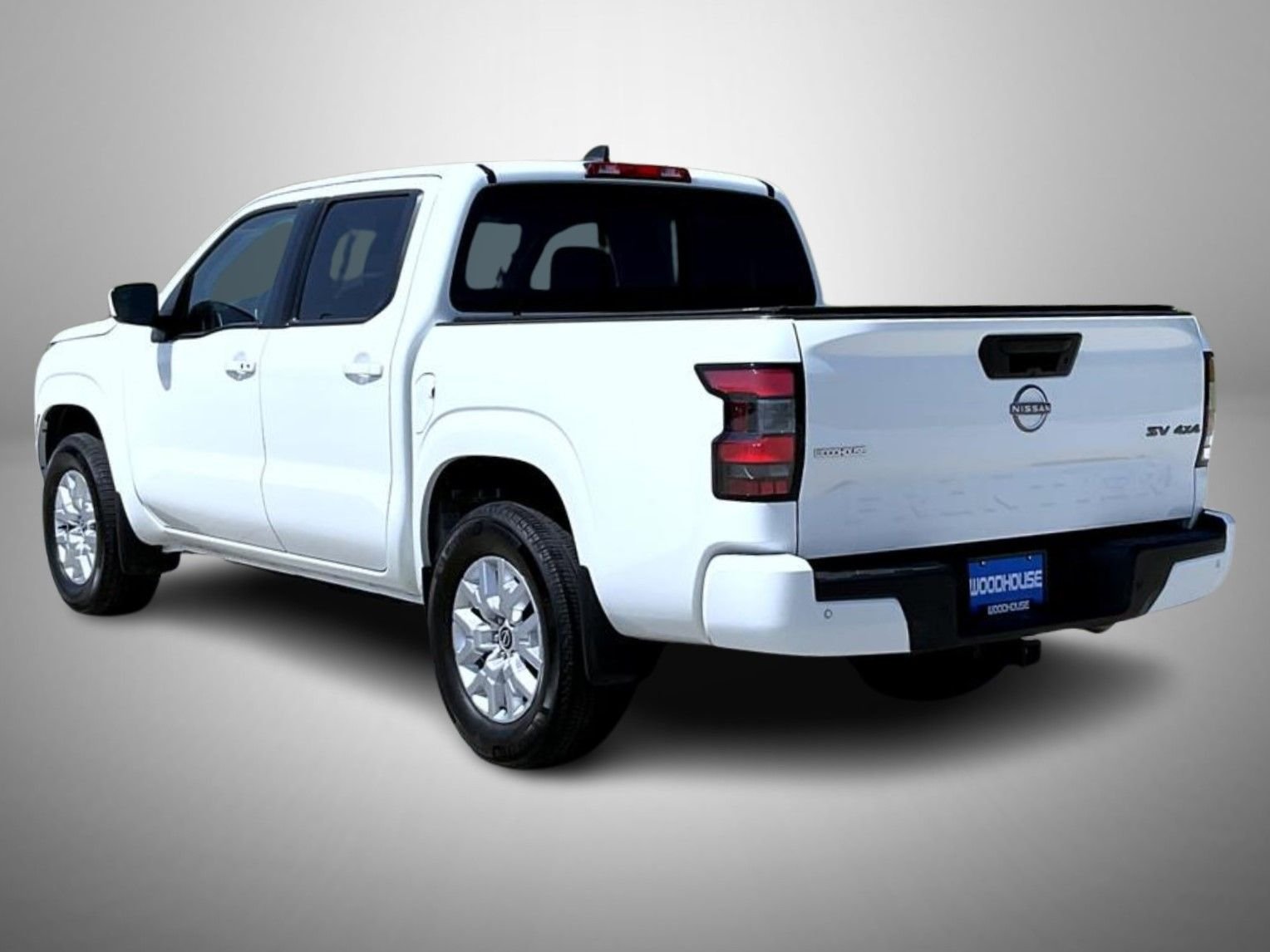 Used 2022 White Nissan SV image 7