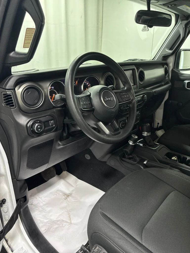 Used 2023 White Jeep Sport image 11
