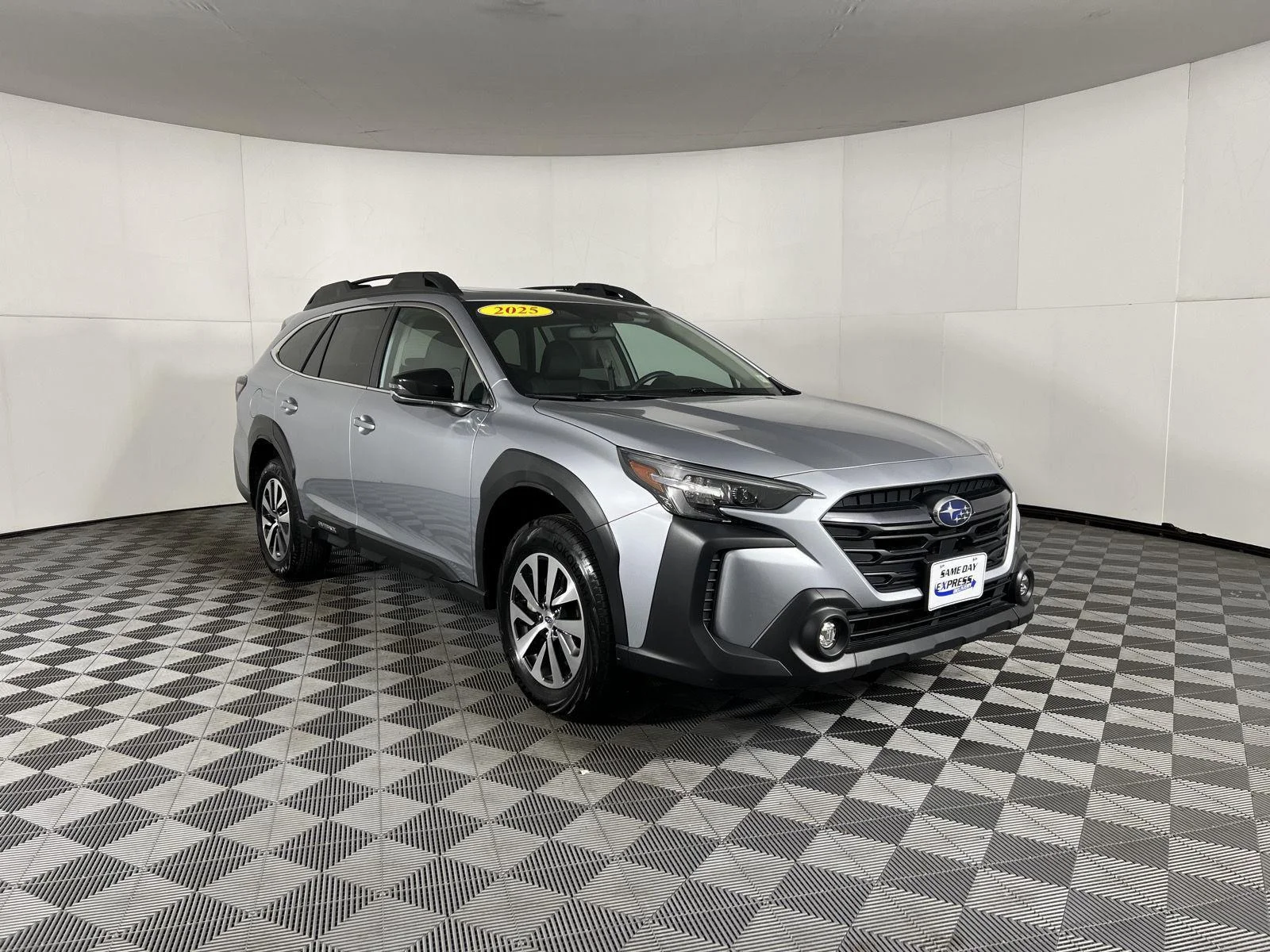Used 2025 Ice Silver Metallic Subaru Premium image 20