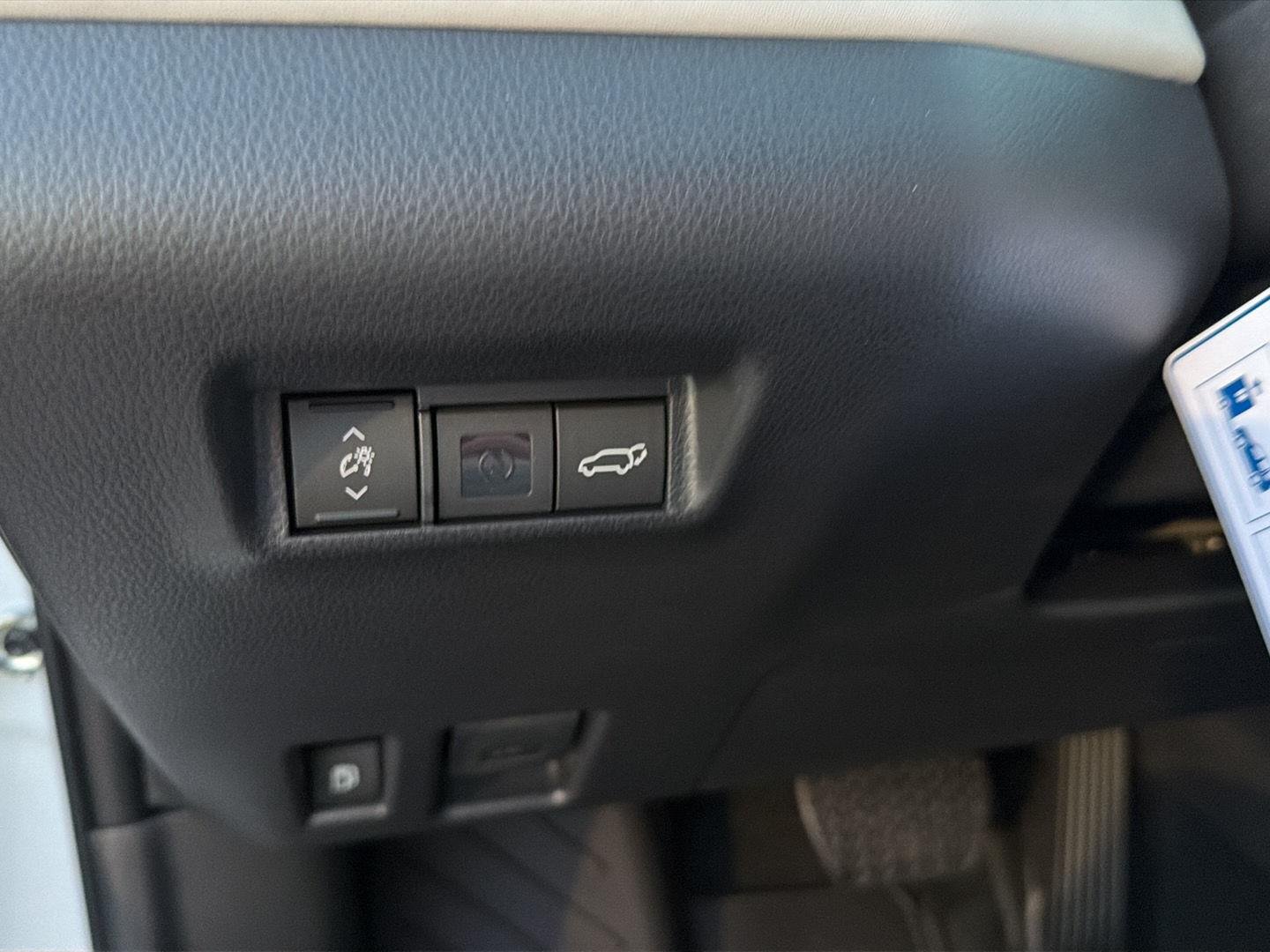 New 2026 Wind Chill Pearl Toyota Limited image 20