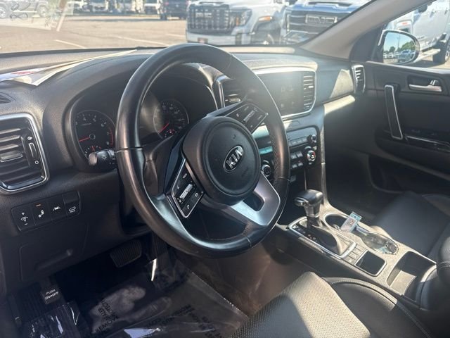 Used 2022 White Kia EX image 11