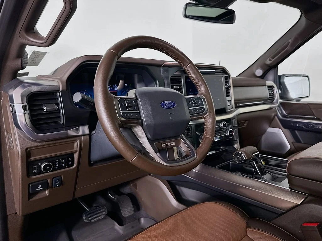 Used 2025 Blue Metallic Ford King Ranch image 10