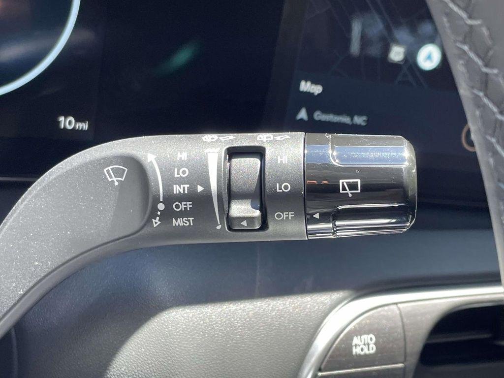New 2026 Black Hyundai SEL 8P image 25