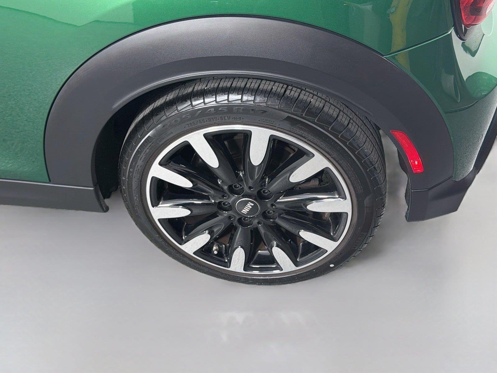 Used 2024  MINI Cooper S image 30
