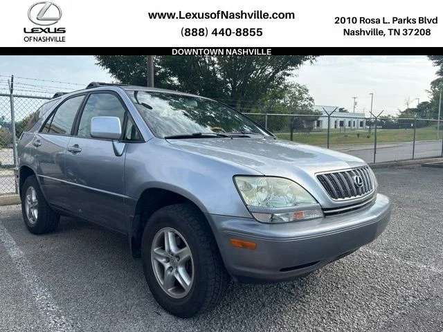 Used 2001 Blue Lexus 300 image 1