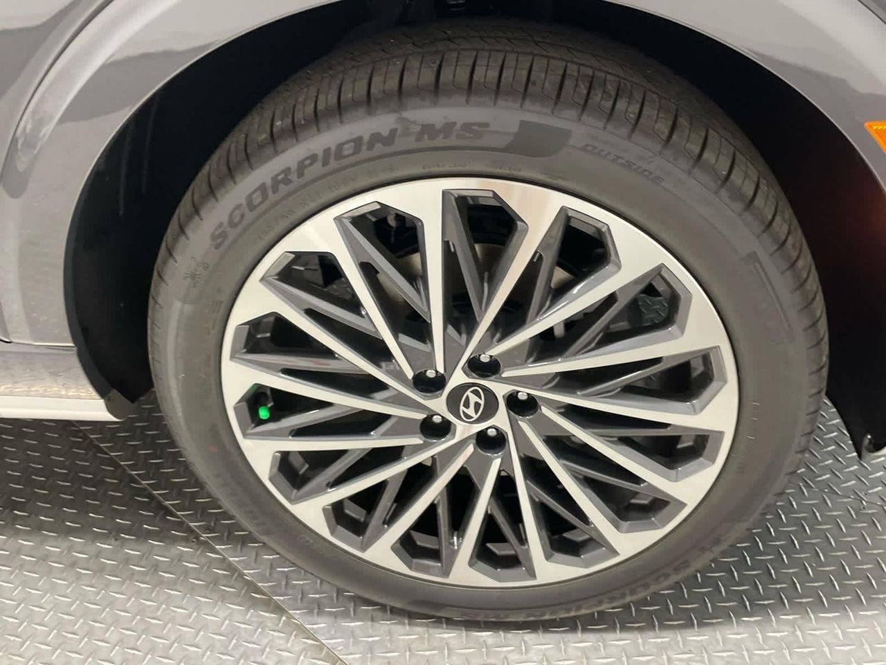 New 2026 Ecotronic Gray Pearl Hyundai Calligraphy AWD image 18