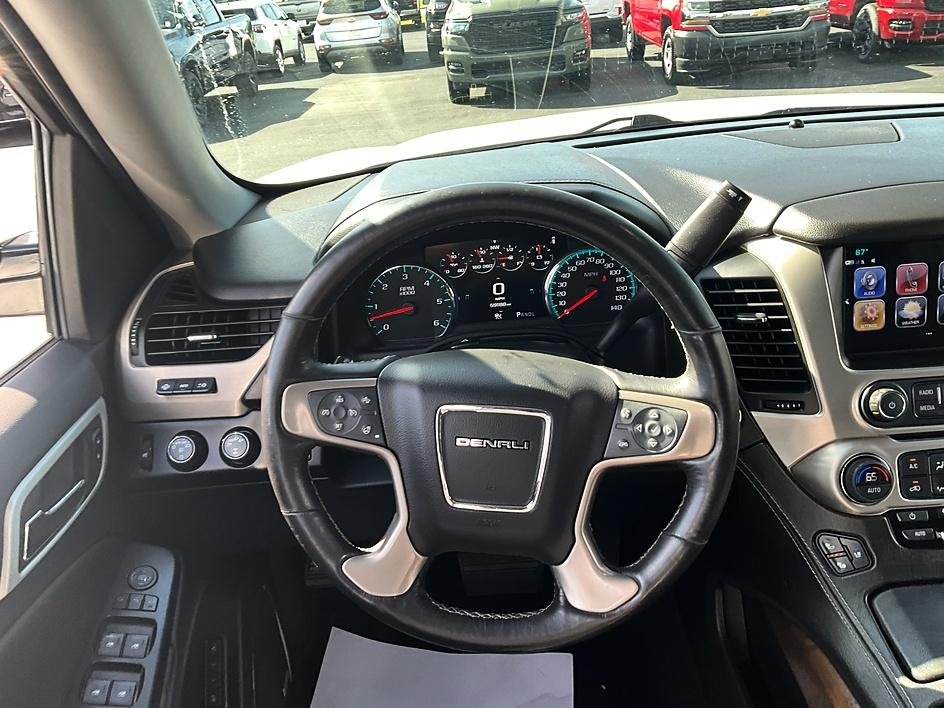 Used 2018 White GMC Denali image 34