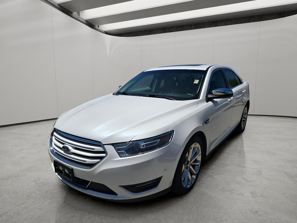 Used 2016 White Platinum Metallic Tri-Coat Ford Limited image 2