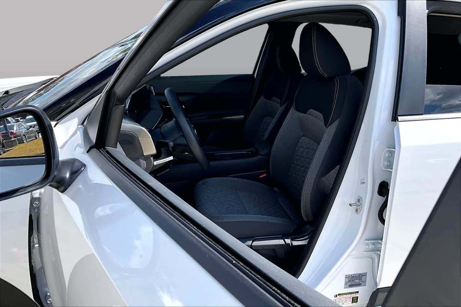 New 2026 Aspen White TriCoat / Super Black Two-tone Nissan SV image 16