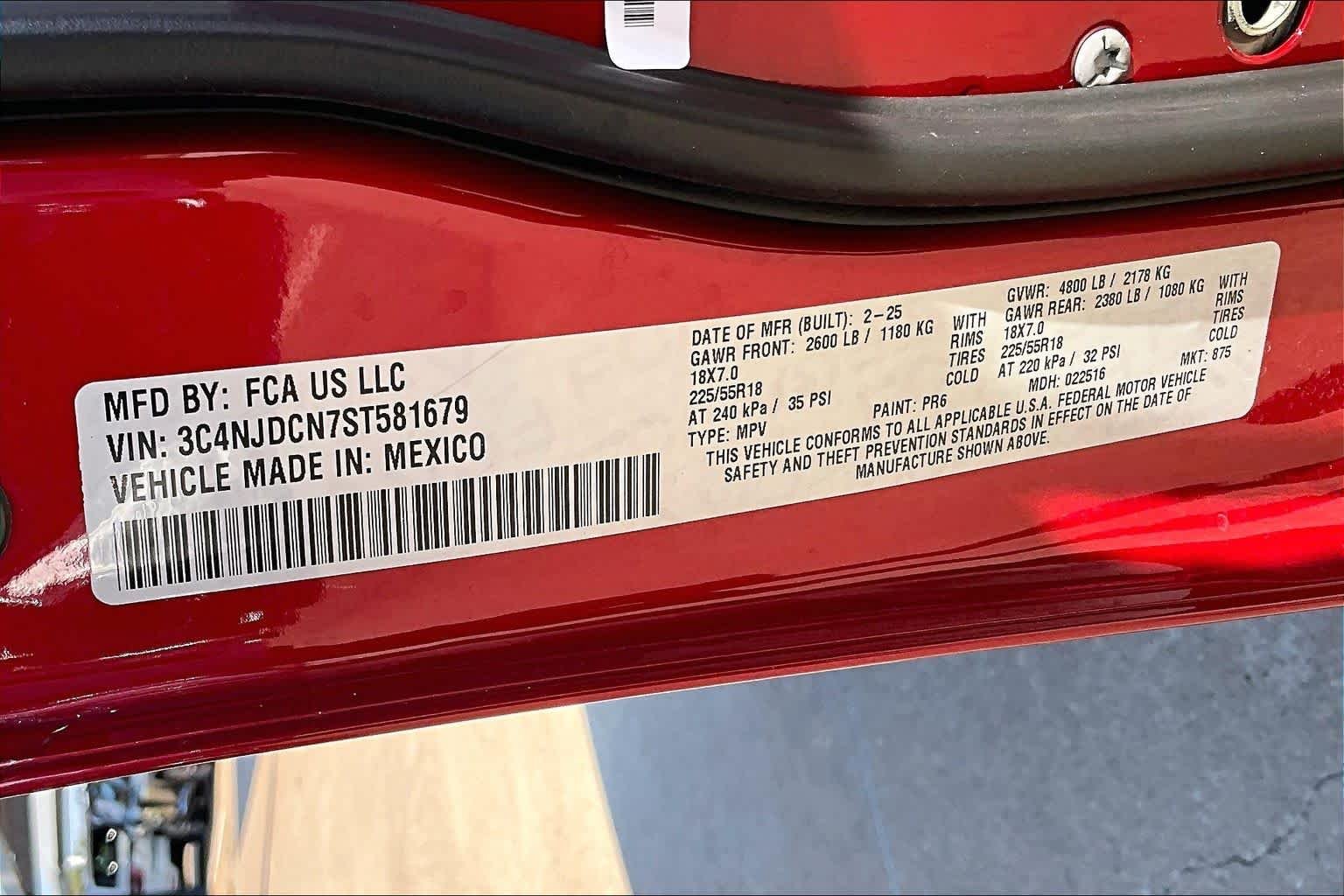Used 2025 Red Hot Pearlcoat Jeep Limited image 30